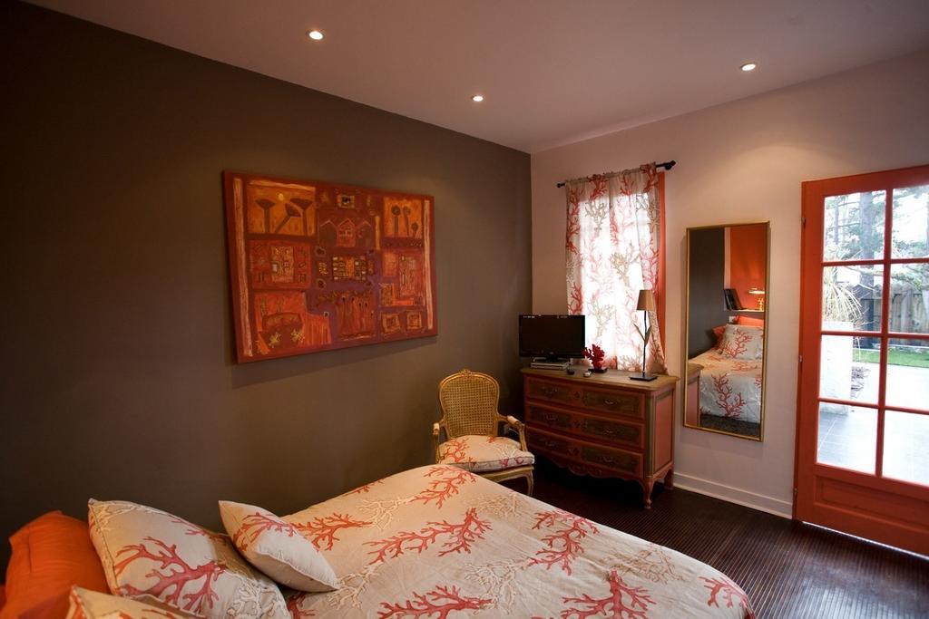 Bed and Breakfast Le Comptoir Des Sables Biscarrosse-Plage Zimmer foto
